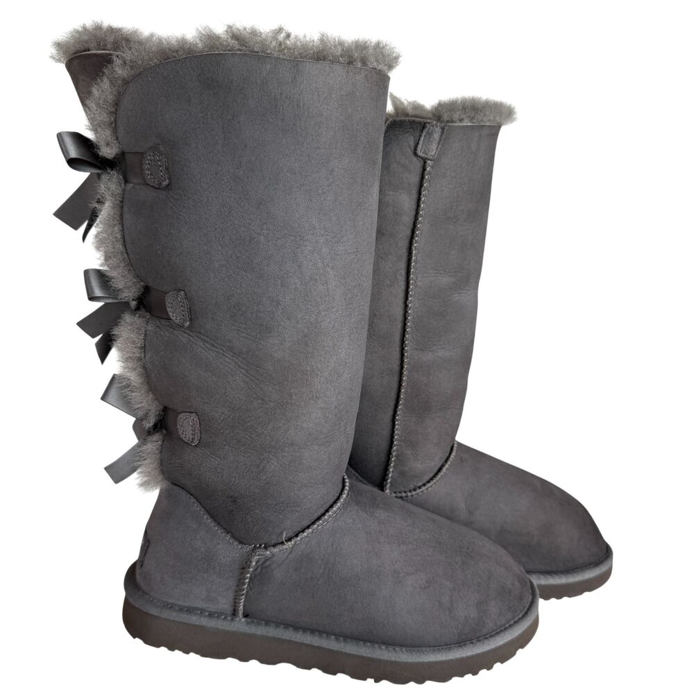 UGG Bailey Bow Tall II Women's Grey Boots Size 8
